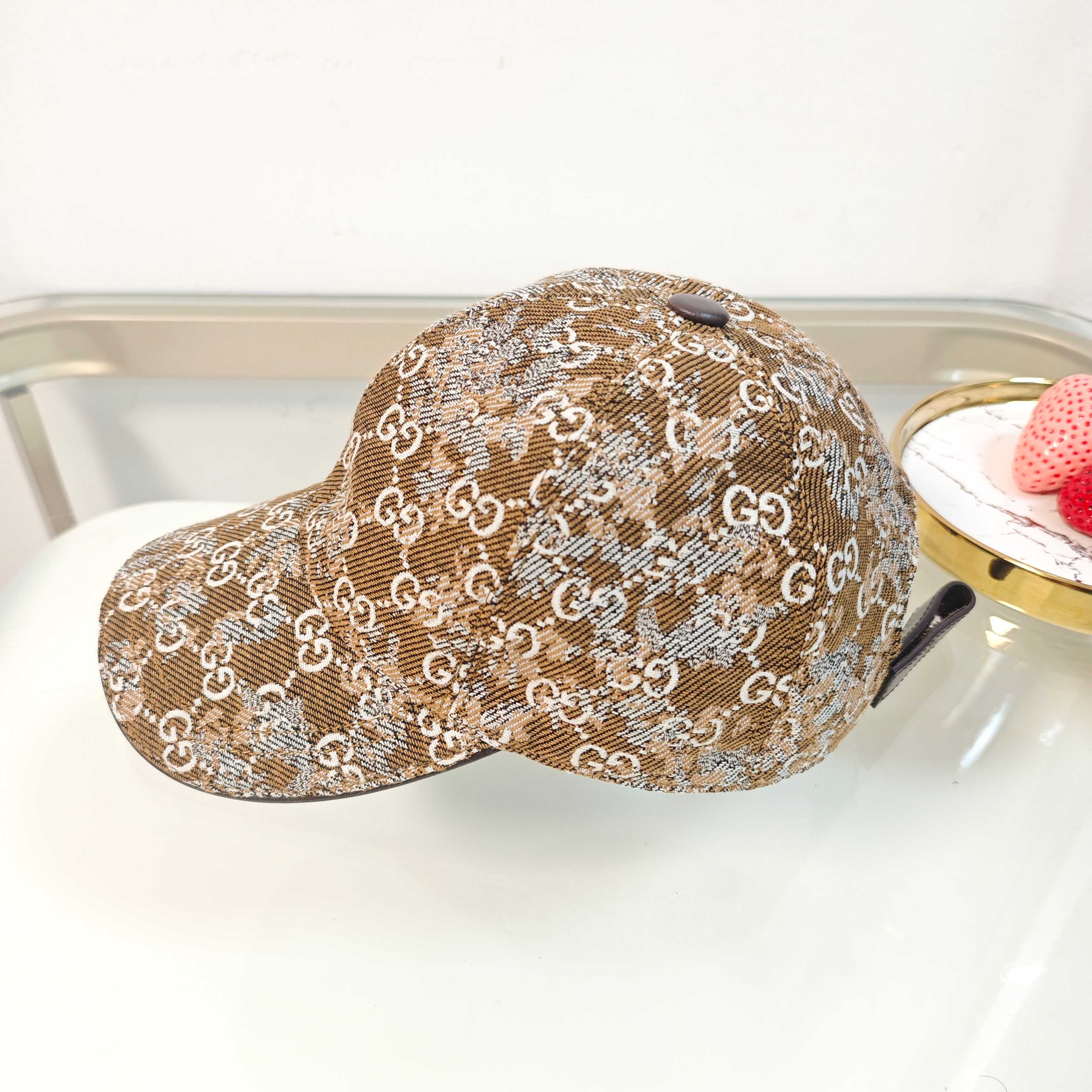 Cap