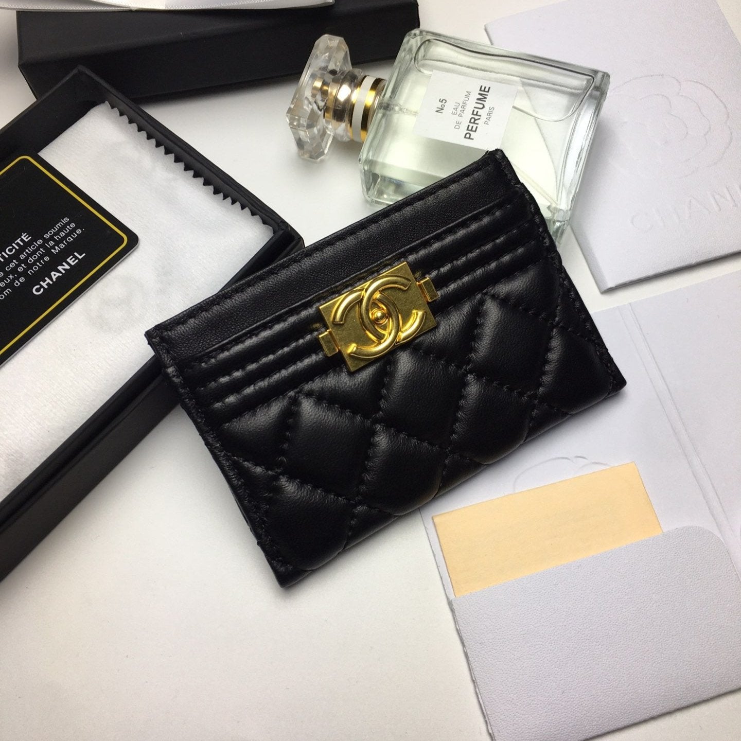 CHANEL BOY CARD HOLDER 11.2 BLACK CALFSKIN GOLD ICON