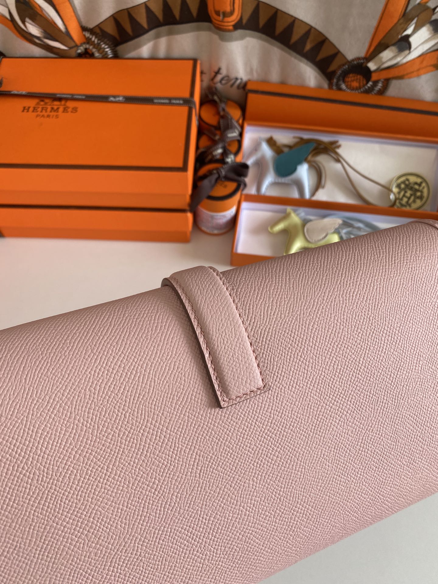 HERMES JIGE ELAN 29 CLUTCH IN CREPE PINK CALFSKIN