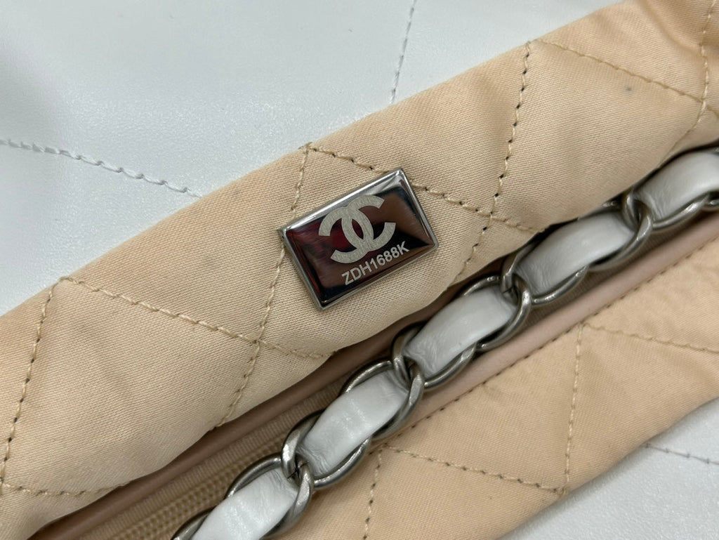 CHANEL MEDIUM 37 HANDBAG IN WHITE CALFSKIN SILVER HARDWARE