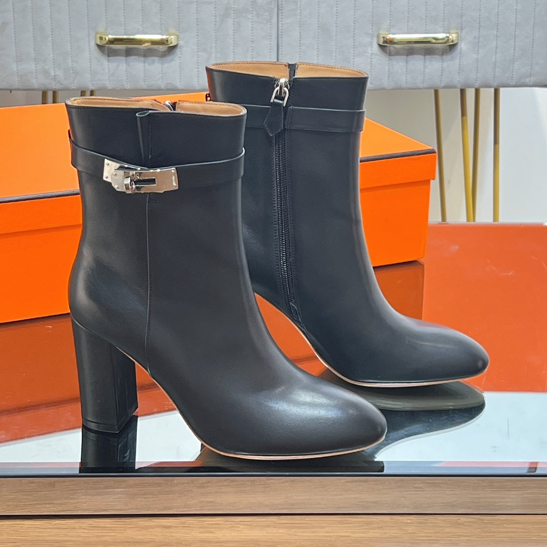 HERMES 25S SAINT GERMAIN ANKLE BOOTS 90 MM IN BLACK LAMBSKIN WITH SILVER HARDWARE