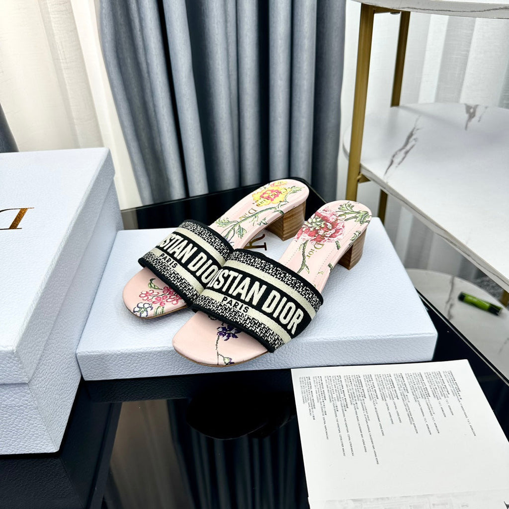 DIOR CD Mule Dway Heeled Slide 45mm Style 85