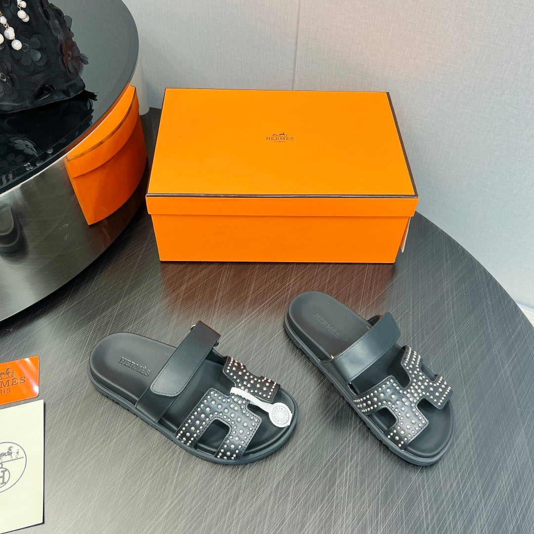 HERMES CHYPRE SANDAL BLACK CALFSKIN STYLIZED