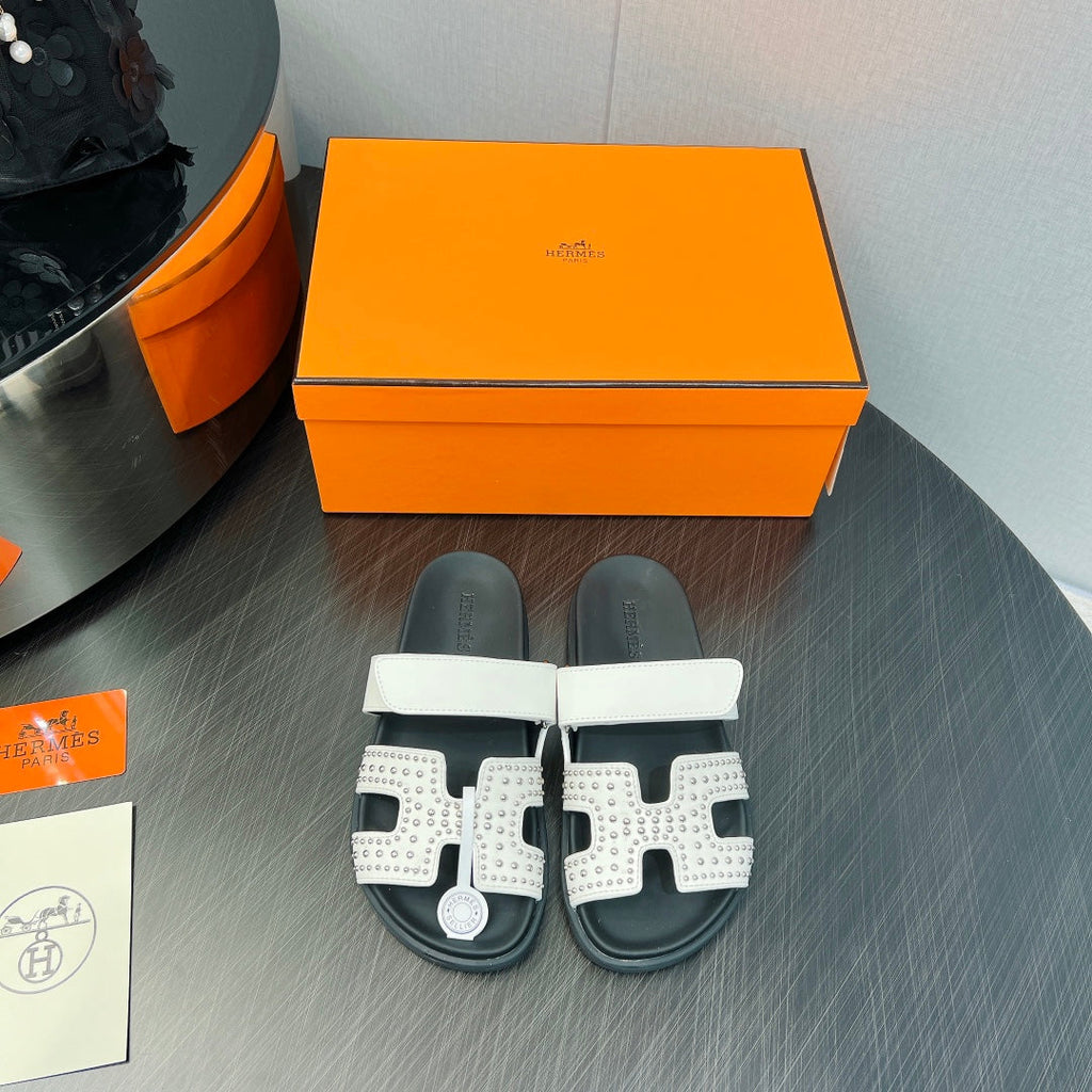 HERMES CHYPRE SANDAL WHITE MIX BLACK CALFSKIN STYLIZED