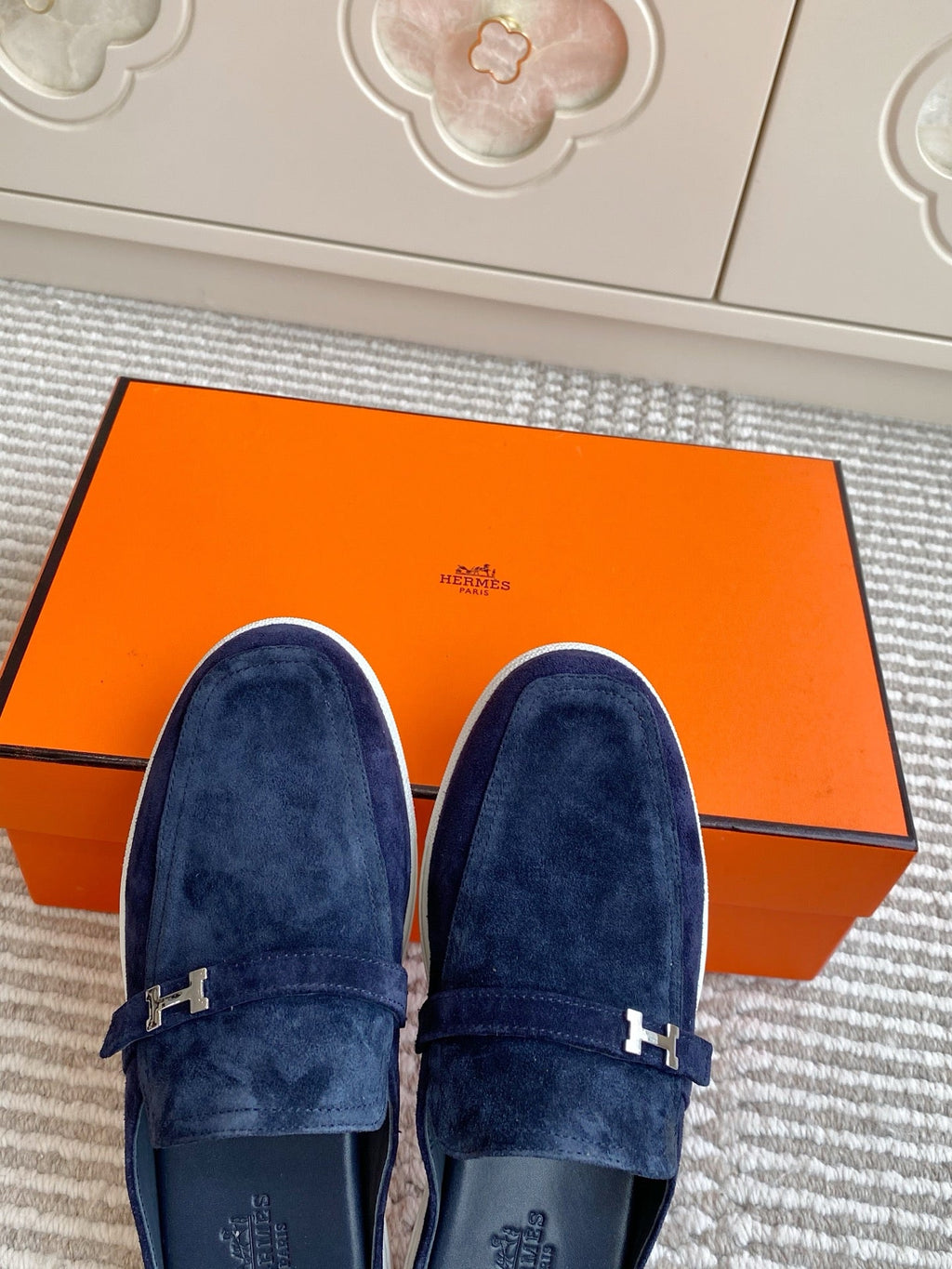 HERMES 25S MULES IN NAVY BLUE SUEDE WITH SILVER HARDWARE