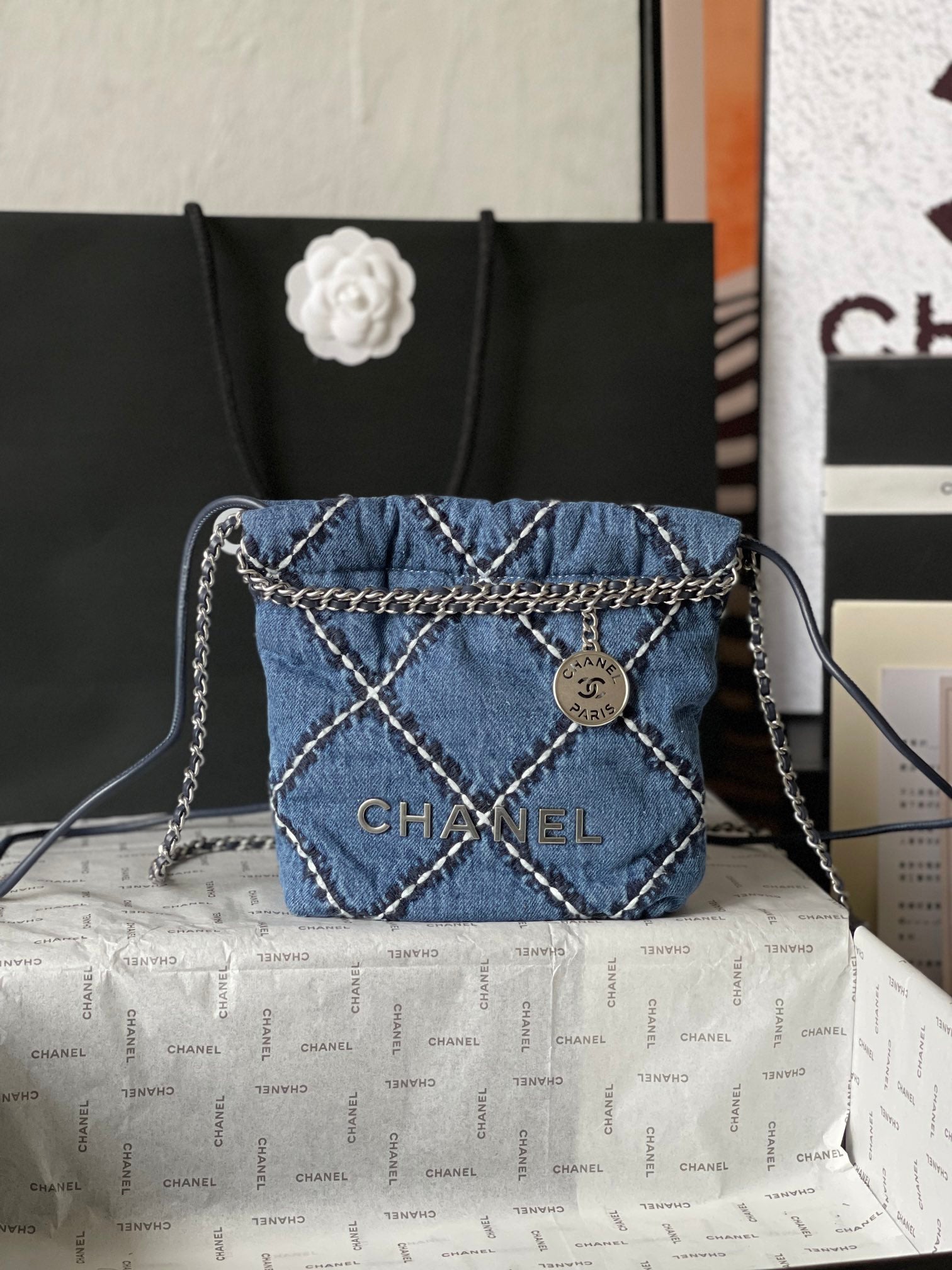 CHANEL MINI 20 CROSSBODY BAG IN BLUE DENIM WITH CHAIN