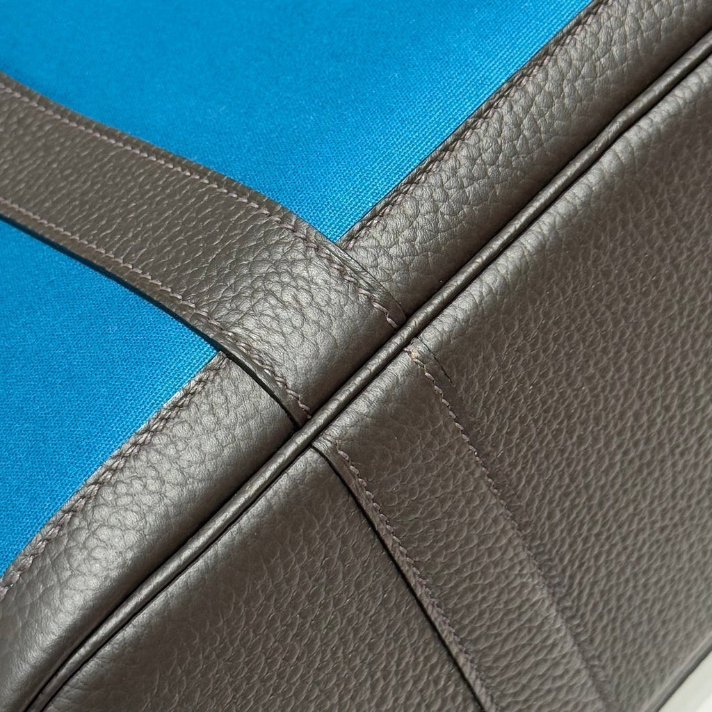 HERMES GARDEN PARTY 30CM IN BLUE TOILETS COTTON CANVAS AND BLACK CALFSKIN