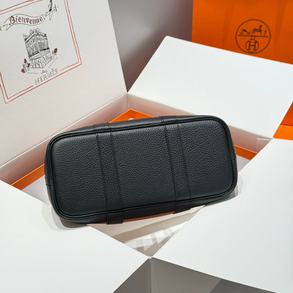 HERMES GARDEN PARTY 30CM IN ORANGE MINIMUM TOILETS COTTON CANVAS AND BLACK CALFSKIN