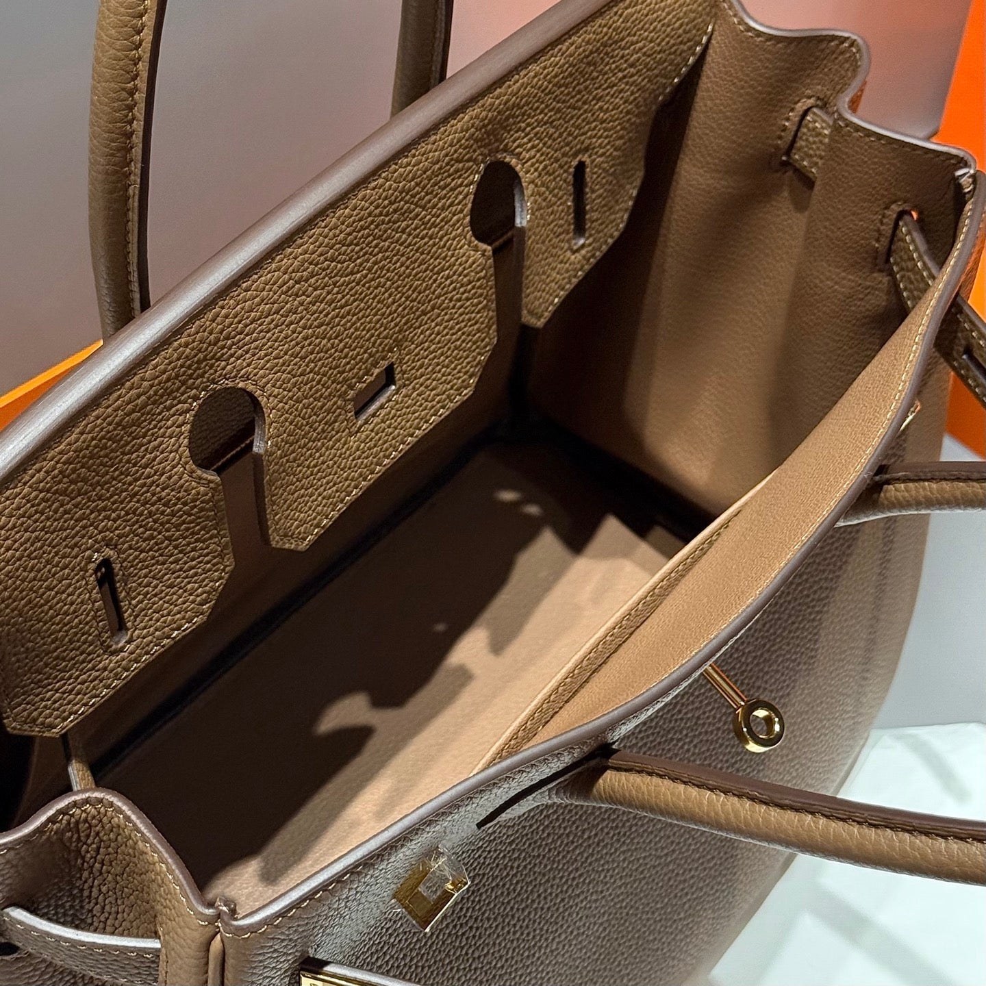 HERMES 25S  BIRKIN 30 IN COFFEE CALFSKIN GOLD HARDWARE
