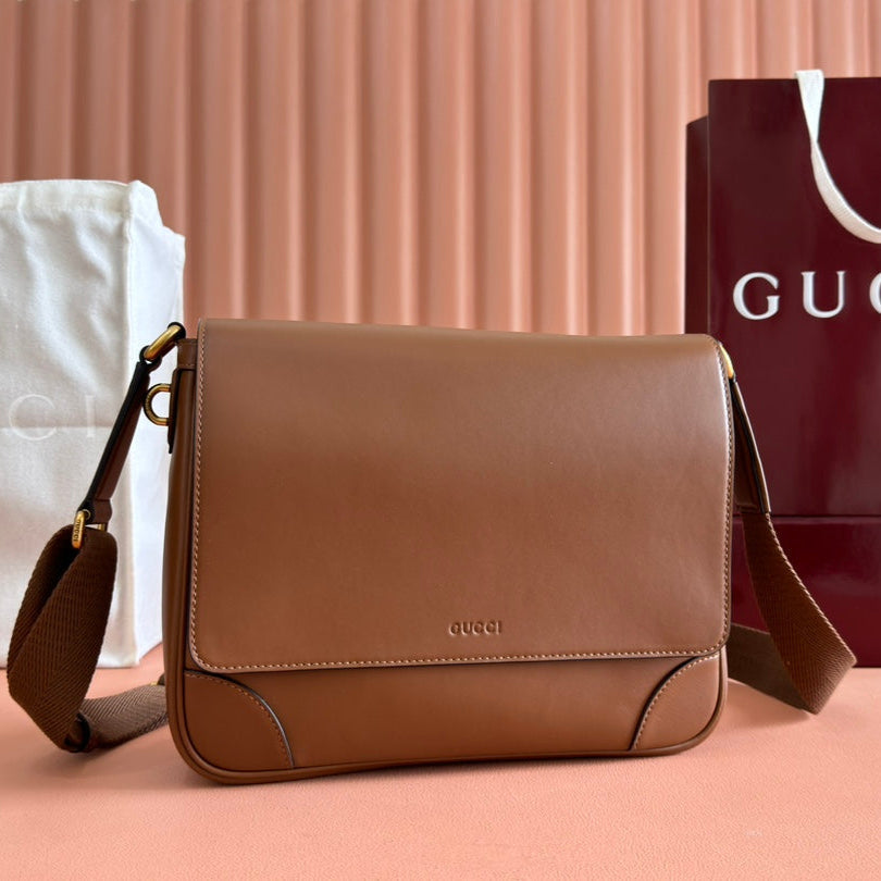 GUCCI MEDIUM EMBLEM CROSSBODY BAG 29 IN BROWN CALFSKIN