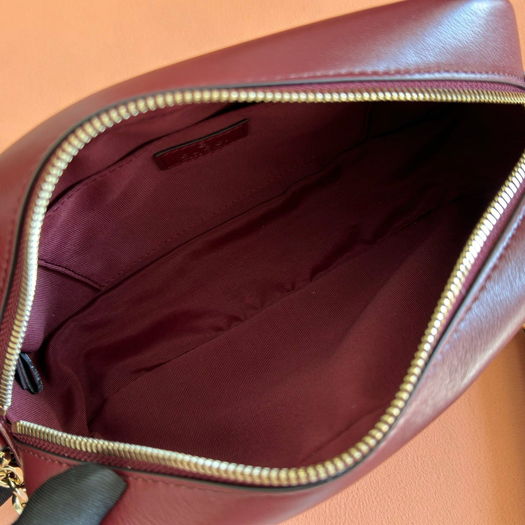 GUCCI 26S  MARMONT SHOULDER BAG 24 IN DARK RED CALFSKIN