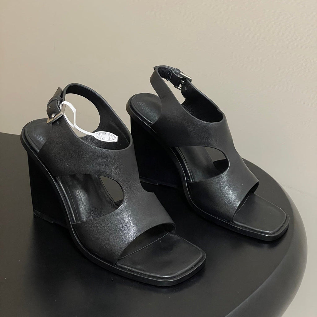 HERMES 25S KALYA WEDGE SANDAL 100 MM IN BLACK LAMBSKIN