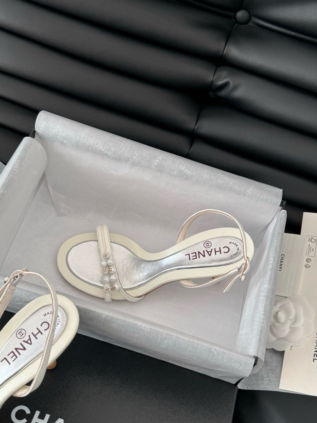 CHANEL PEARL SANDAL IN WHITE LAMBSKIN 75 MM