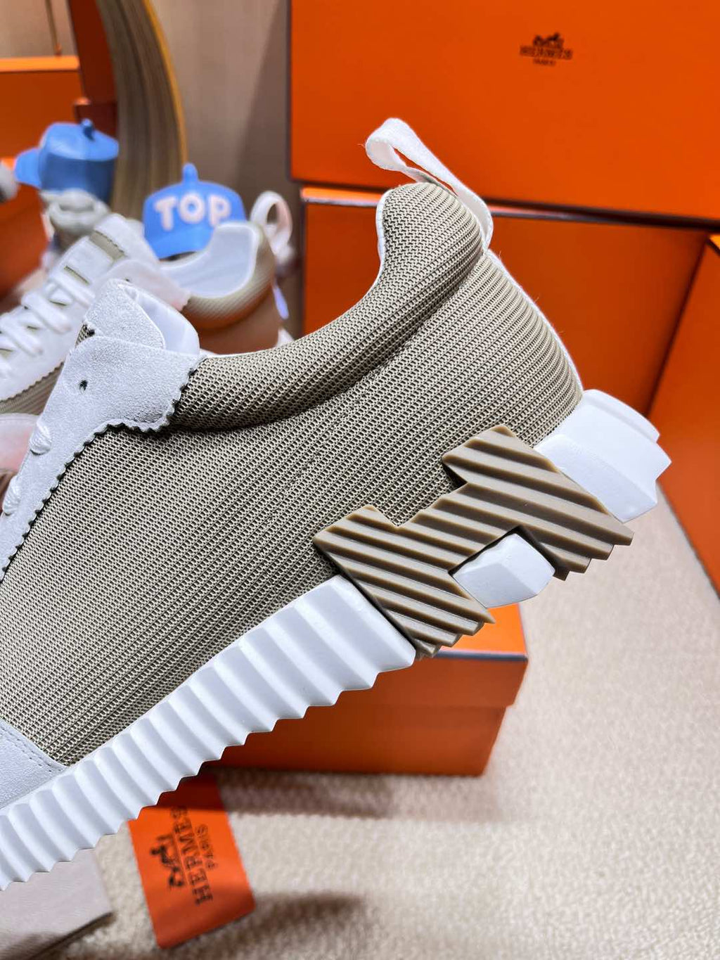 HERMES BOUNCING SNEAKER IN PALE GRAY SUEDE AND WOOD BROWN KNIT