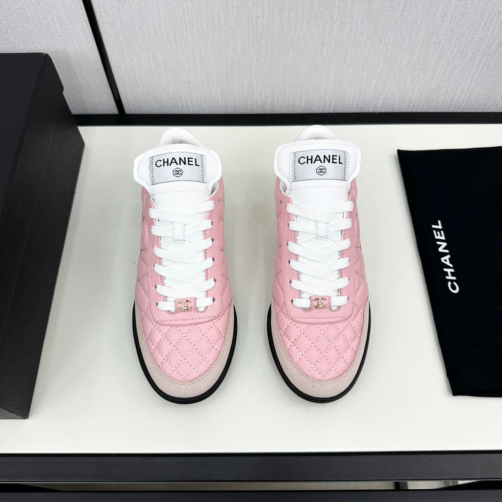 CHANEL SPORTS SHOES IN LIGHT PINK CALFSKIN
