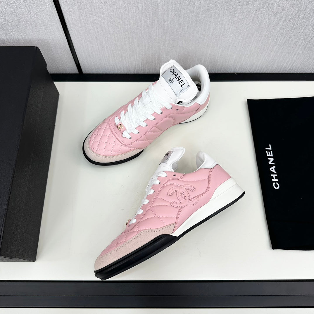CHANEL SPORTS SHOES IN LIGHT PINK CALFSKIN