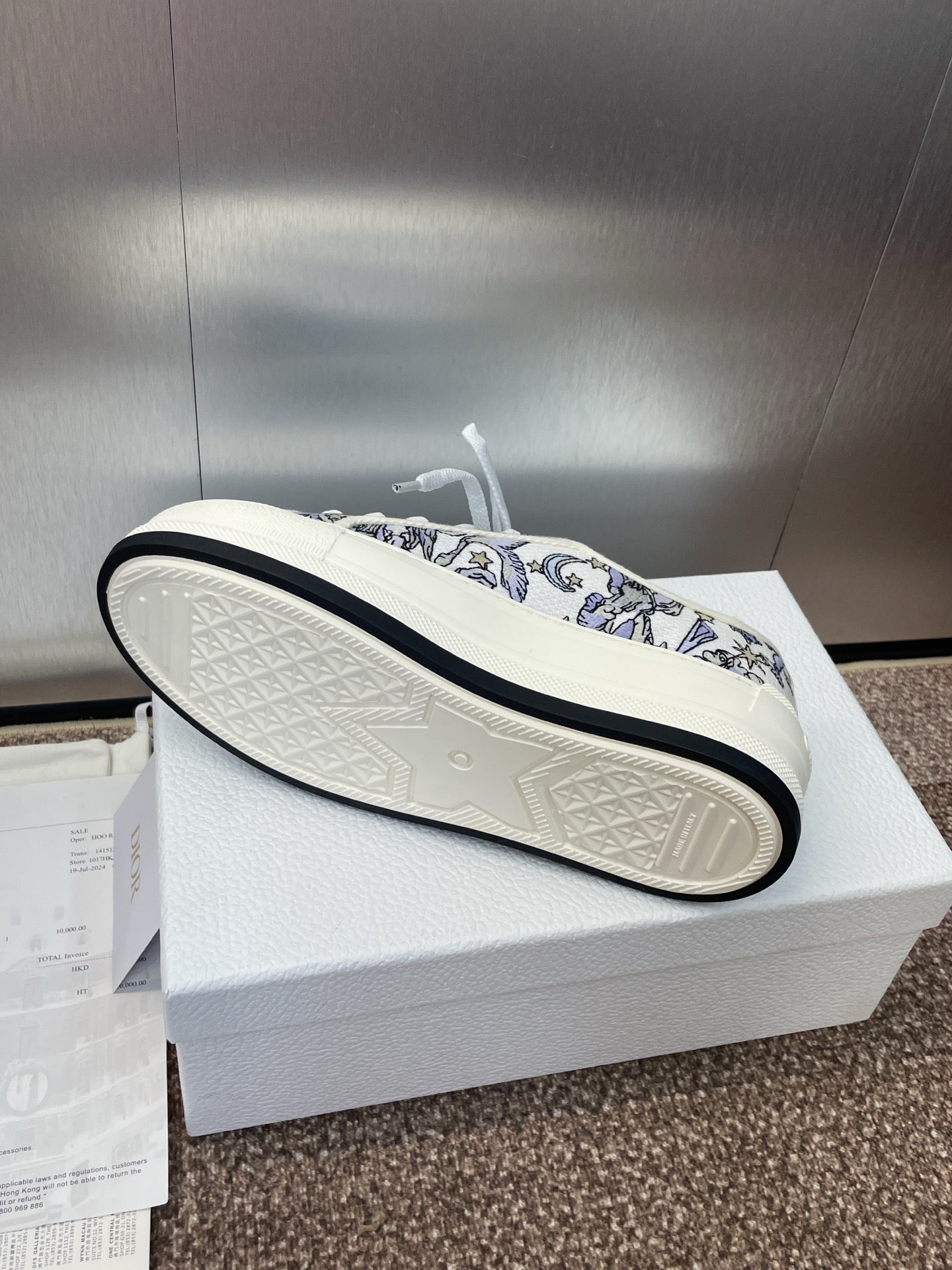 DIOR 25S WALK'N' SNEAKER IN BLUE TOILE DE JOUY EMBROIDERED COTTON