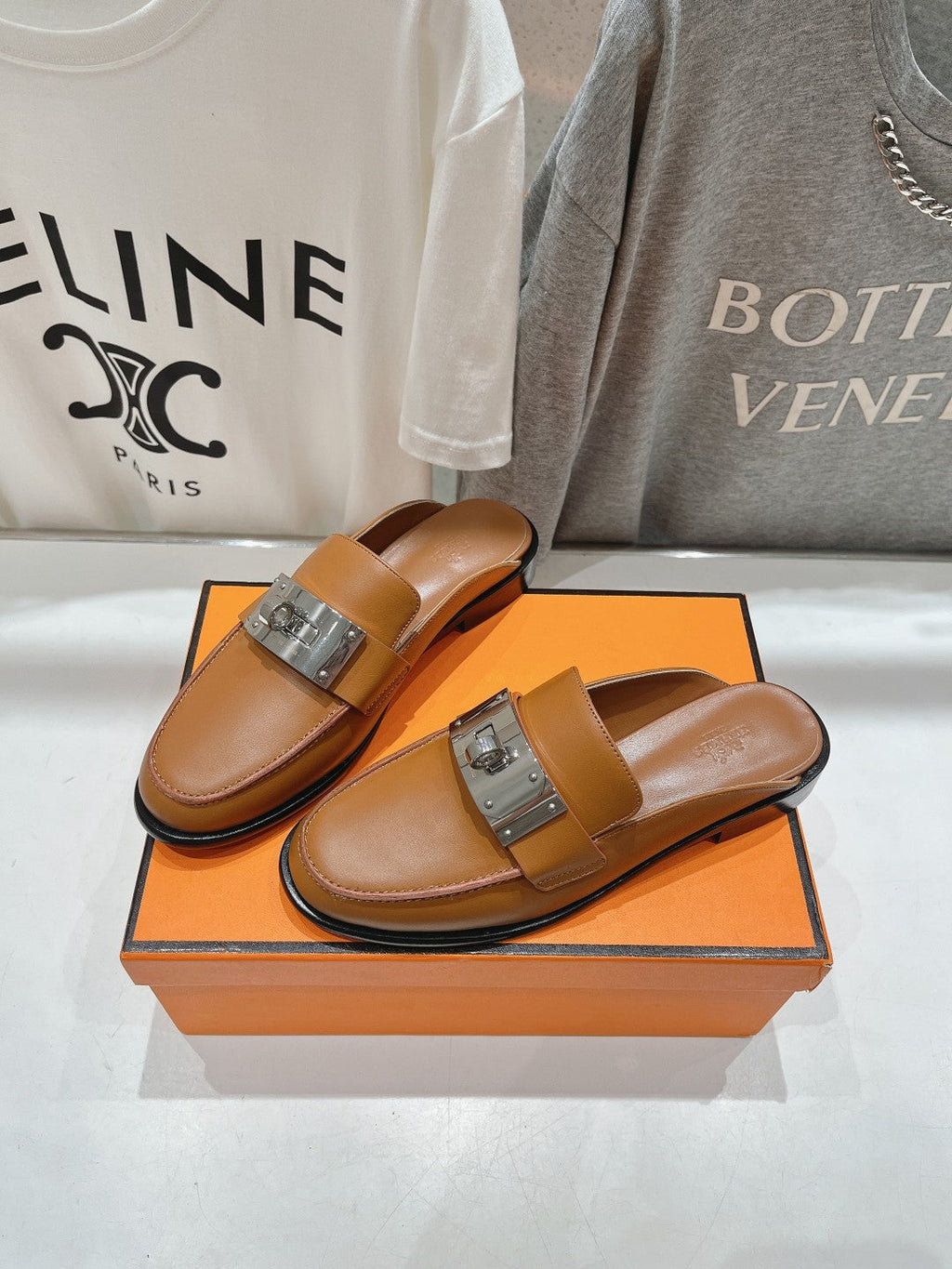 HERMES IOTA MULE CARAMEL CALFSKIN
